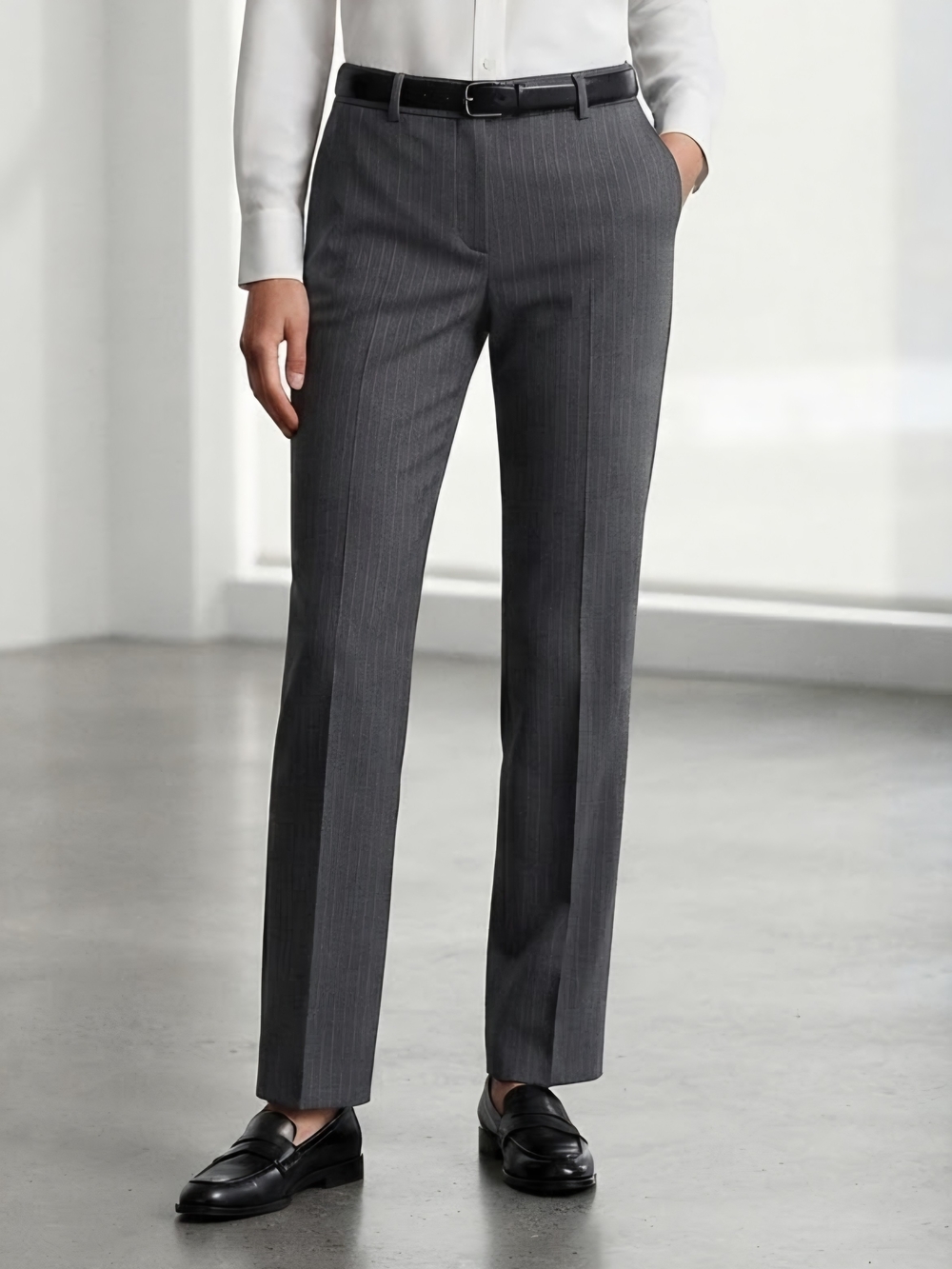 RW&CO. Gray Pinstripe Straight-Leg Trousers Size 8
